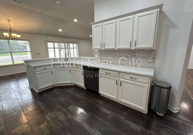 Foto del edificio - 13951 Summer Breeze Dr