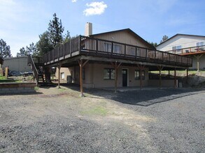 Building Photo - 11311 N W Jordan Ave