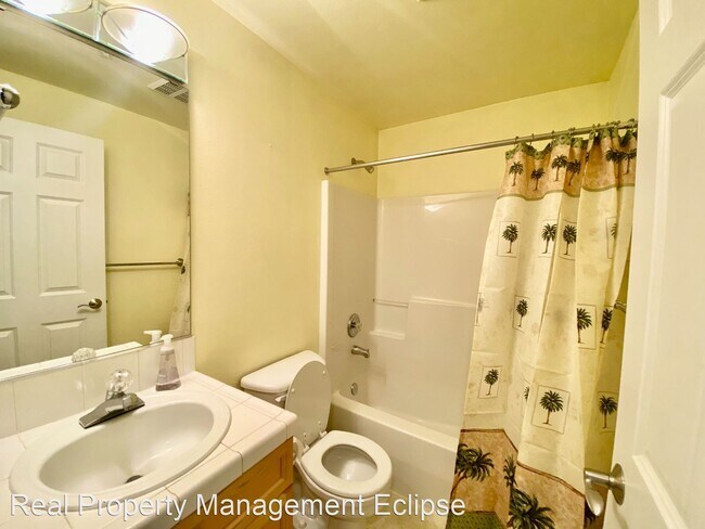 Foto del edificio - 8808 Redmond-Woodinville Rd NE