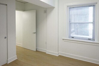 Interior Photo - Ambassador