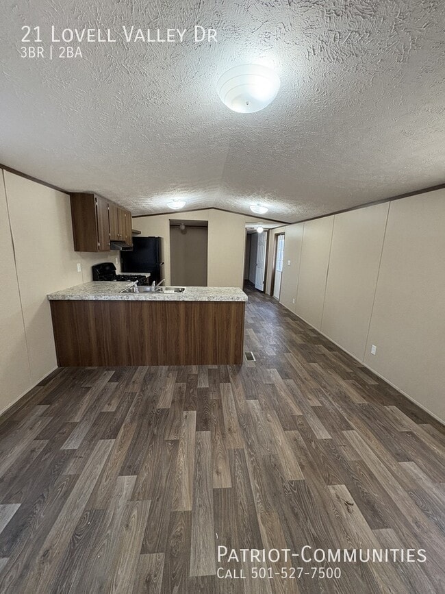 Building Photo - 21 Lovell Valley Dr