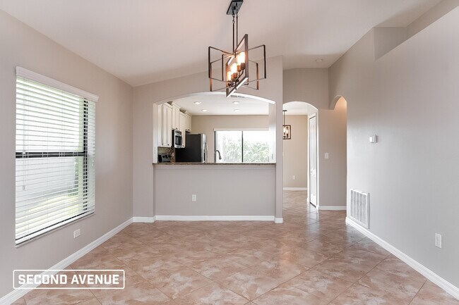 Building Photo - 10117 Newminster Loop