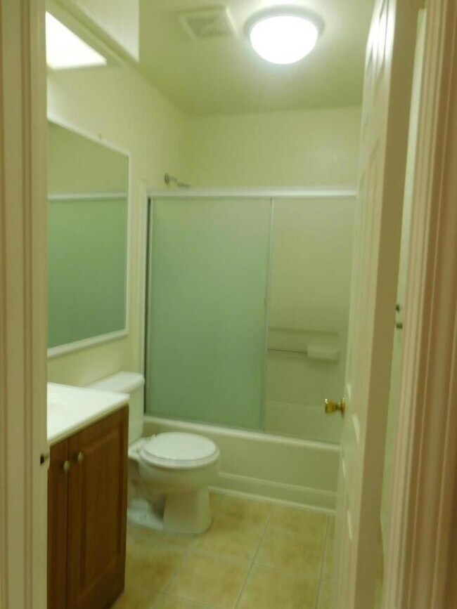 Building Photo - 1258 La Paz Ct
