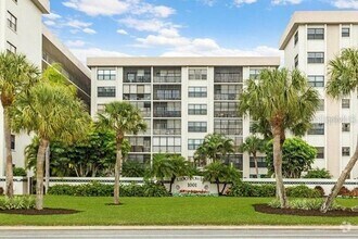 Building Photo - 1000 Benjamin Franklin Dr