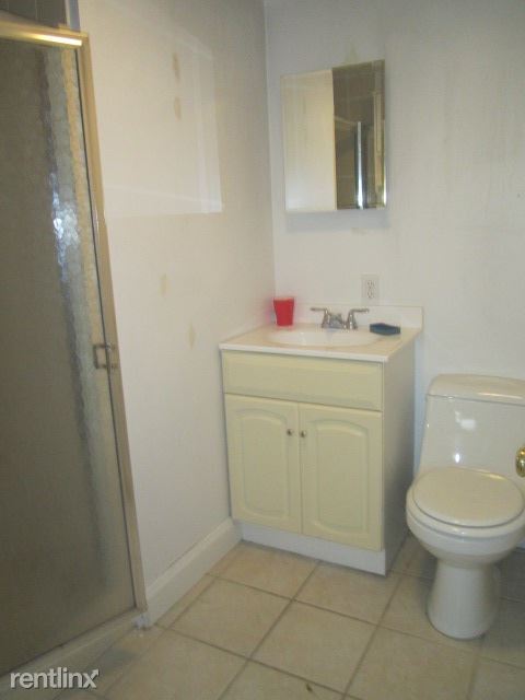 Building Photo - 1 br, 1 bath Condo - 40 Arthur Pl # 2NDFL