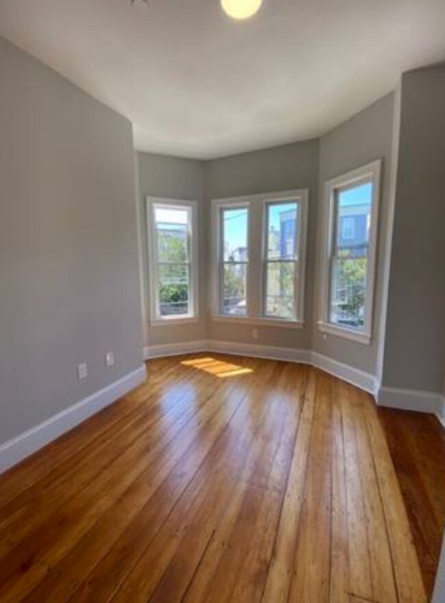Foto del edificio - 490 Sumner St