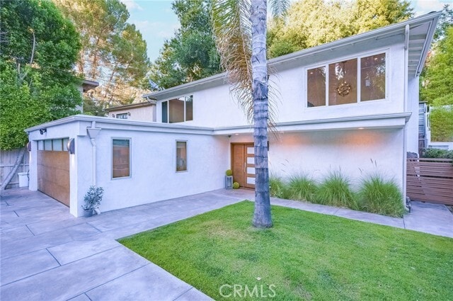 Foto del edificio - 4444 Canoga Ave