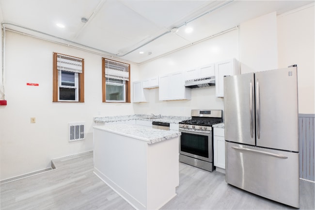 Foto del edificio - 317 Branch Ave