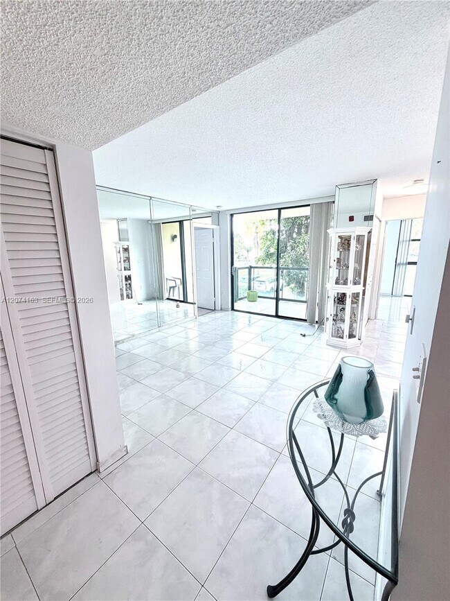 Foto del edificio - 11780 SW 18th St