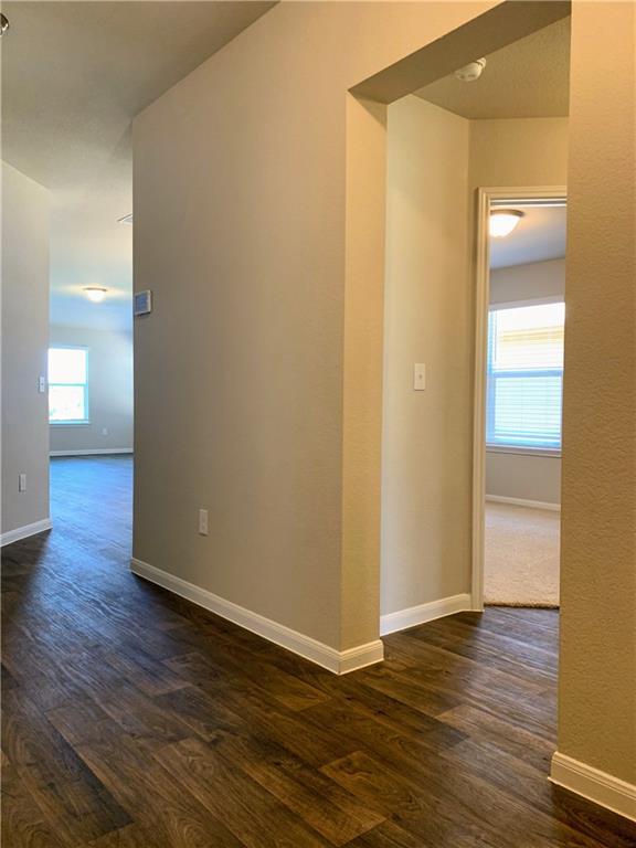Foto del edificio - 3323 Brywood Dr