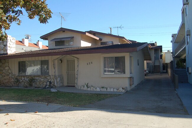 front façade - 226 N Cedar St