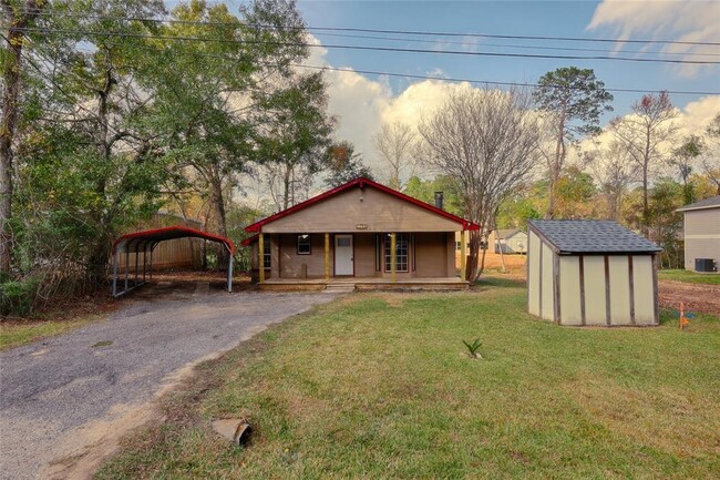 Building Photo - 1102 Yellowstone River Rd