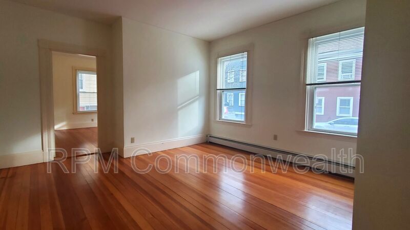 Primary Photo - 64-66 6th St