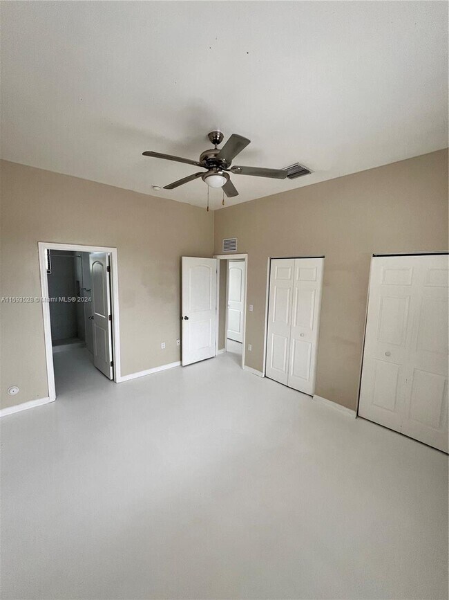 Foto del edificio - 10255 SW 178th St