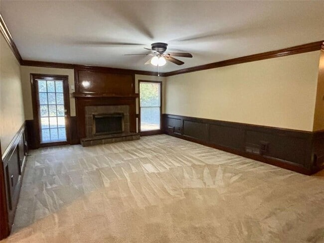 Foto del edificio - 2021 N Oak Dr
