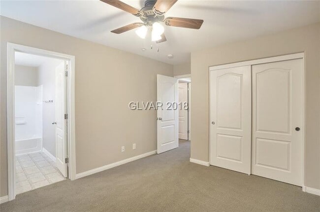 Building Photo - Beautiful 2 story Home in the NorthWest