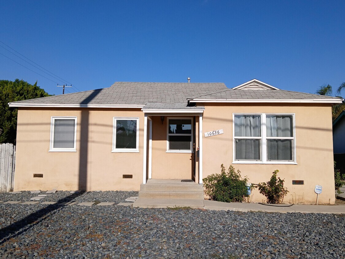 Front of the Home - 10636 Louise Ave