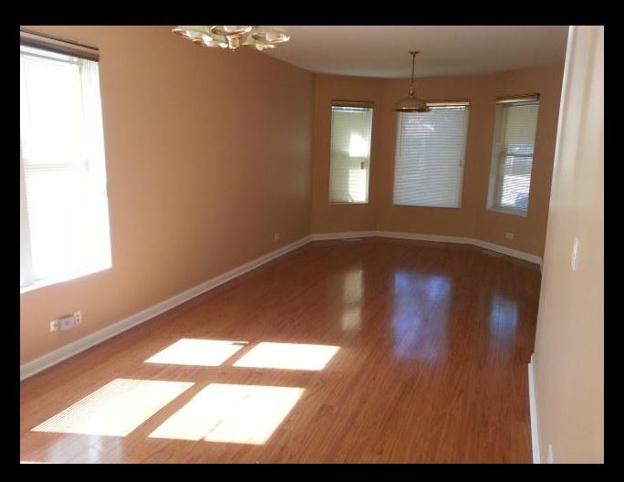 Foto principal - 924 N Hamlin Ave
