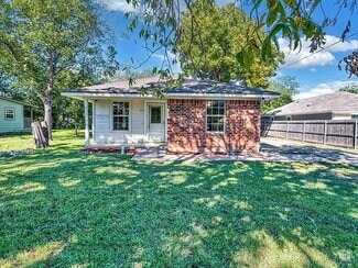 Building Photo - 2723 Baylor Ave