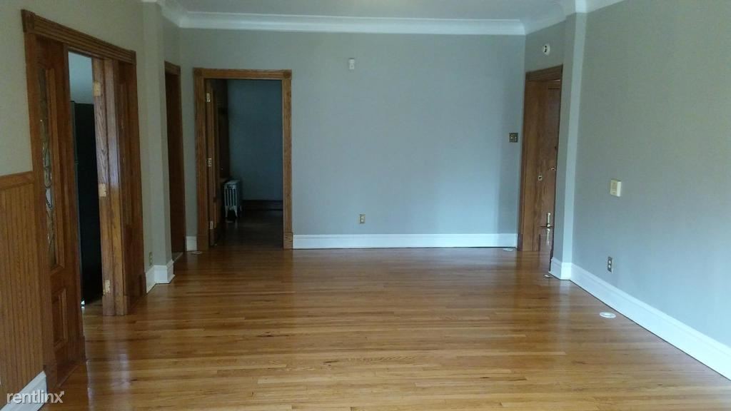 Foto principal - 7601 N Eastlake Terrace