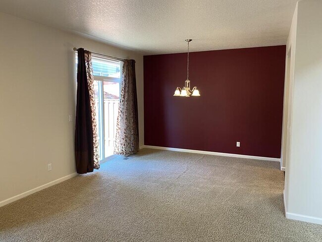 Photo - 3395 SE Meadowview Way House