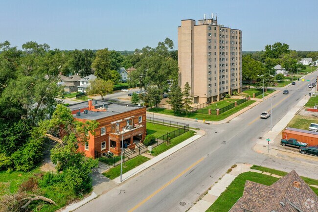 Foto del edificio - 2405 Evans St