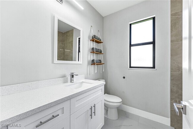 Foto del edificio - 1409 SW 24th St