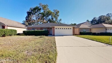 Building Photo - 1639 Spring Branch Dr W