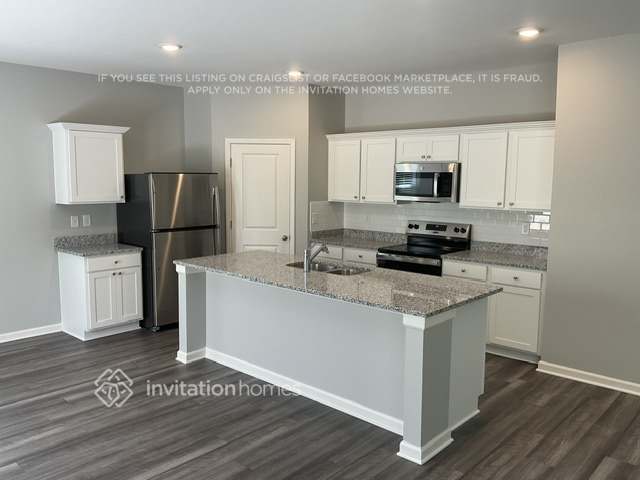 Building Photo - 7783 Sudbury Cir