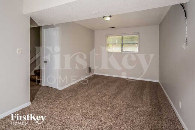 Foto del edificio - 3104 Cobblestone Dr