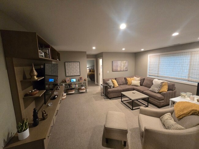 Foto del edificio - Shared Houseing Portola Valley