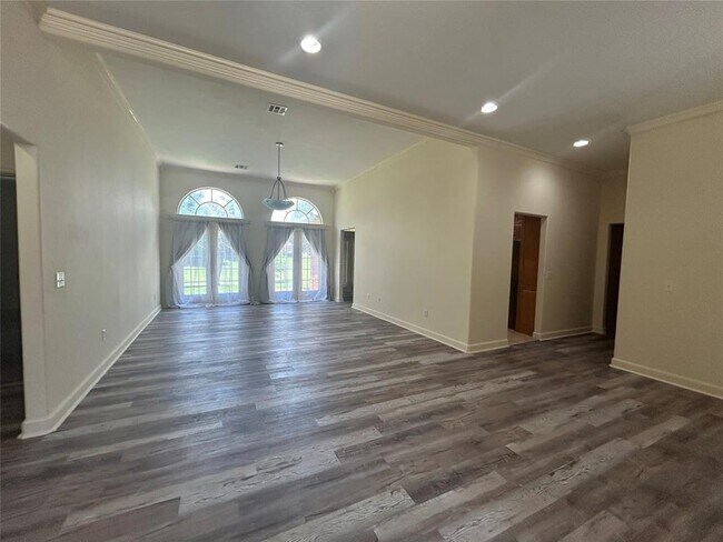 Foto del edificio - 16521 Fenwick Blvd