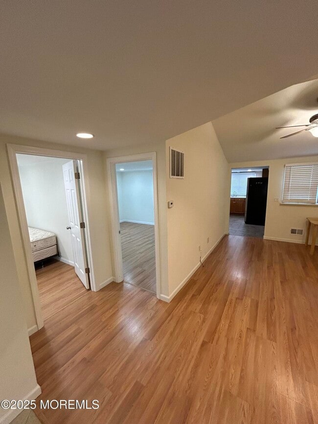 Foto del edificio - 55 E 5th St