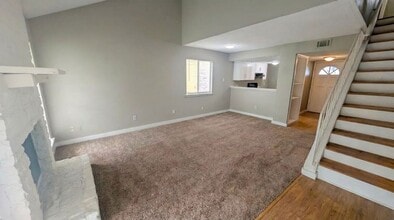 Building Photo - 1711 Burton Dr