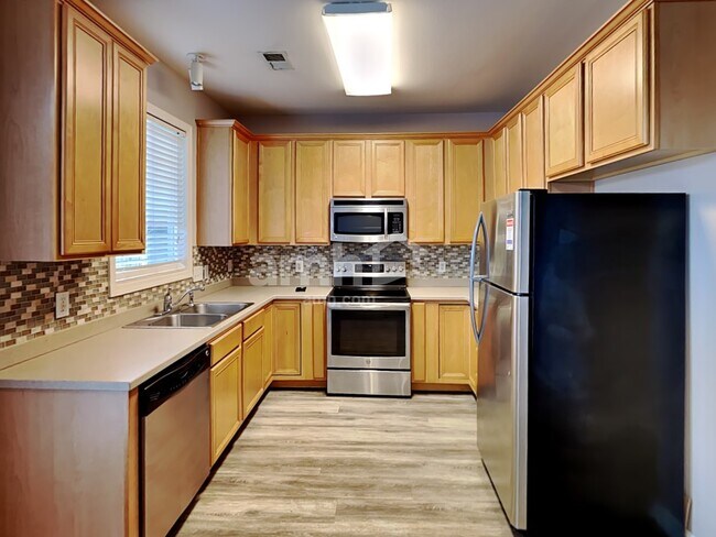 Building Photo - 12816 Walking Stick Dr
