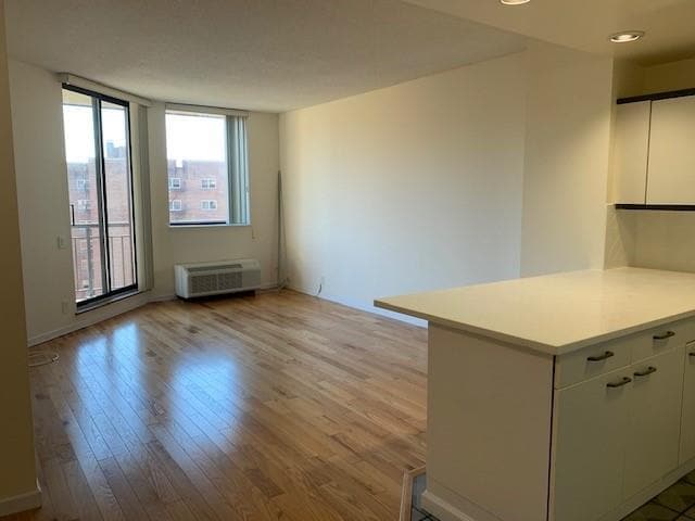 Building Photo - 50 E Hartsdale Ave