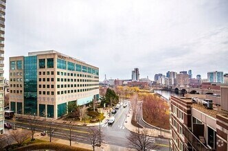 Building Photo - 12-12 Museum Way