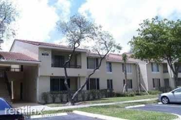 Building Photo - 2 br, 1 bath House - 931 Lyons Rd # 206