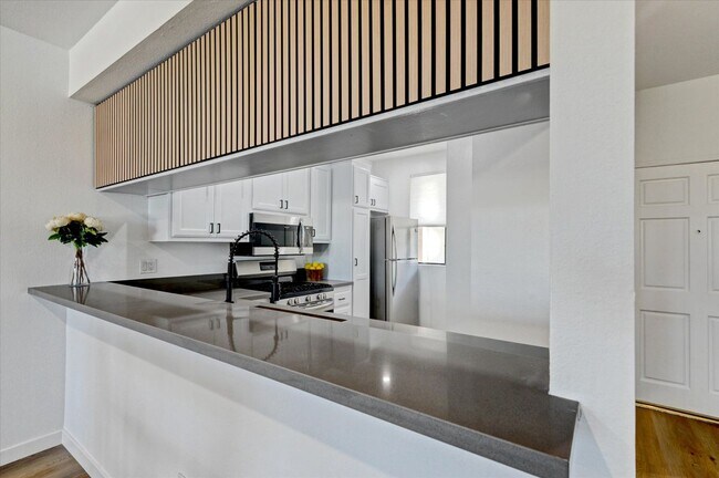 Foto del edificio - 555 Maine Ave