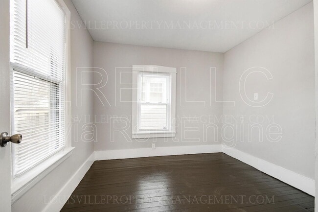 Building Photo - 639 Merwin Ave