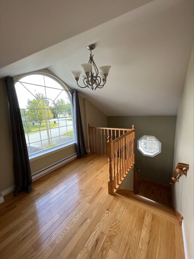 Photo du bâtiment - 960 Meadow Ave