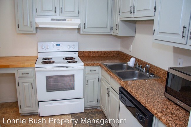 Building Photo - 3 br, 1.5 bath House - 856 Westminster Lane