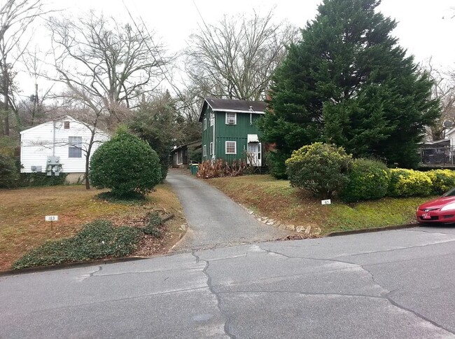 Foto del edificio - 185 Nantahala Ave