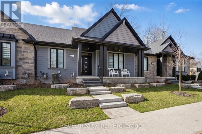 Photo du bâtiment - 144-144 Port Robinson Rd