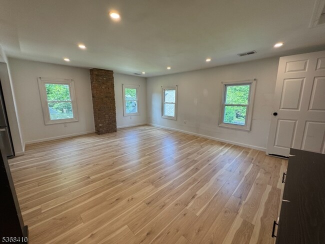 Building Photo - 561 E Passaic Ave