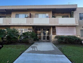 Building Photo - 4350 Troost Ave