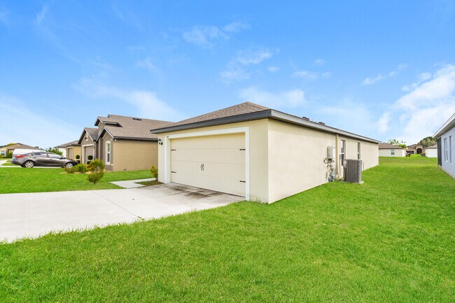 Building Photo - 409 Kensington View Dr, Winter Haven, FL