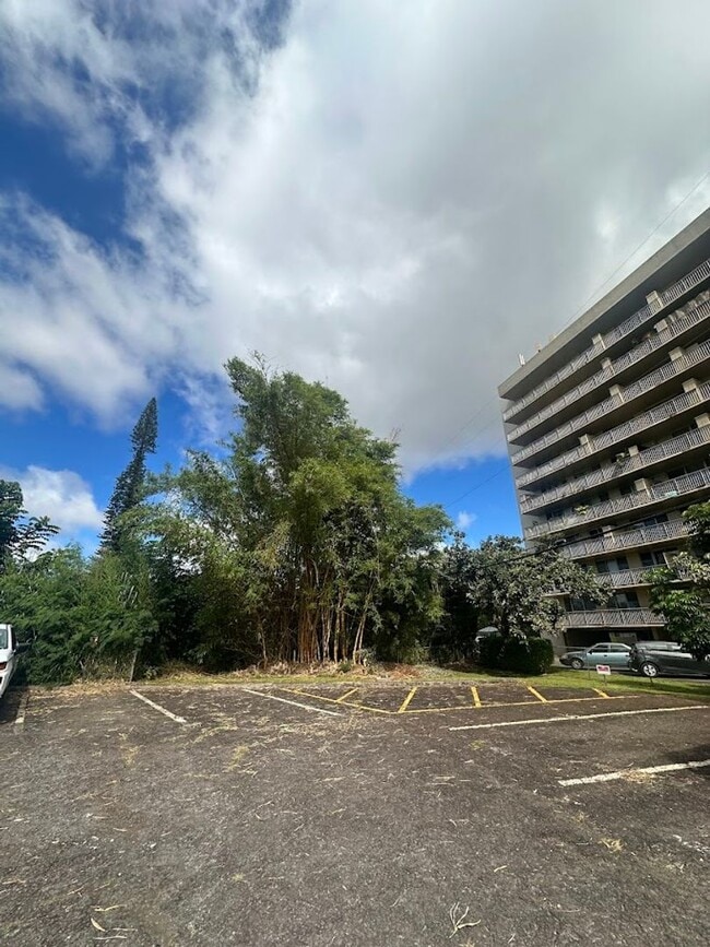 Building Photo - 1830 Wilikina Dr