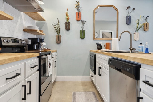 Foto del edificio - 219 W 22nd St