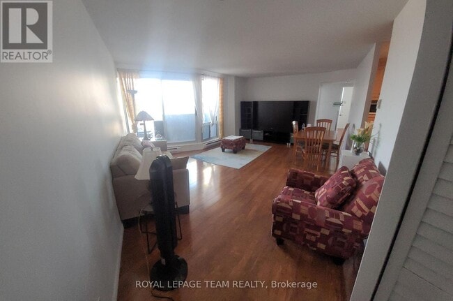 Building Photo - 1380 Prince of Wales Dr